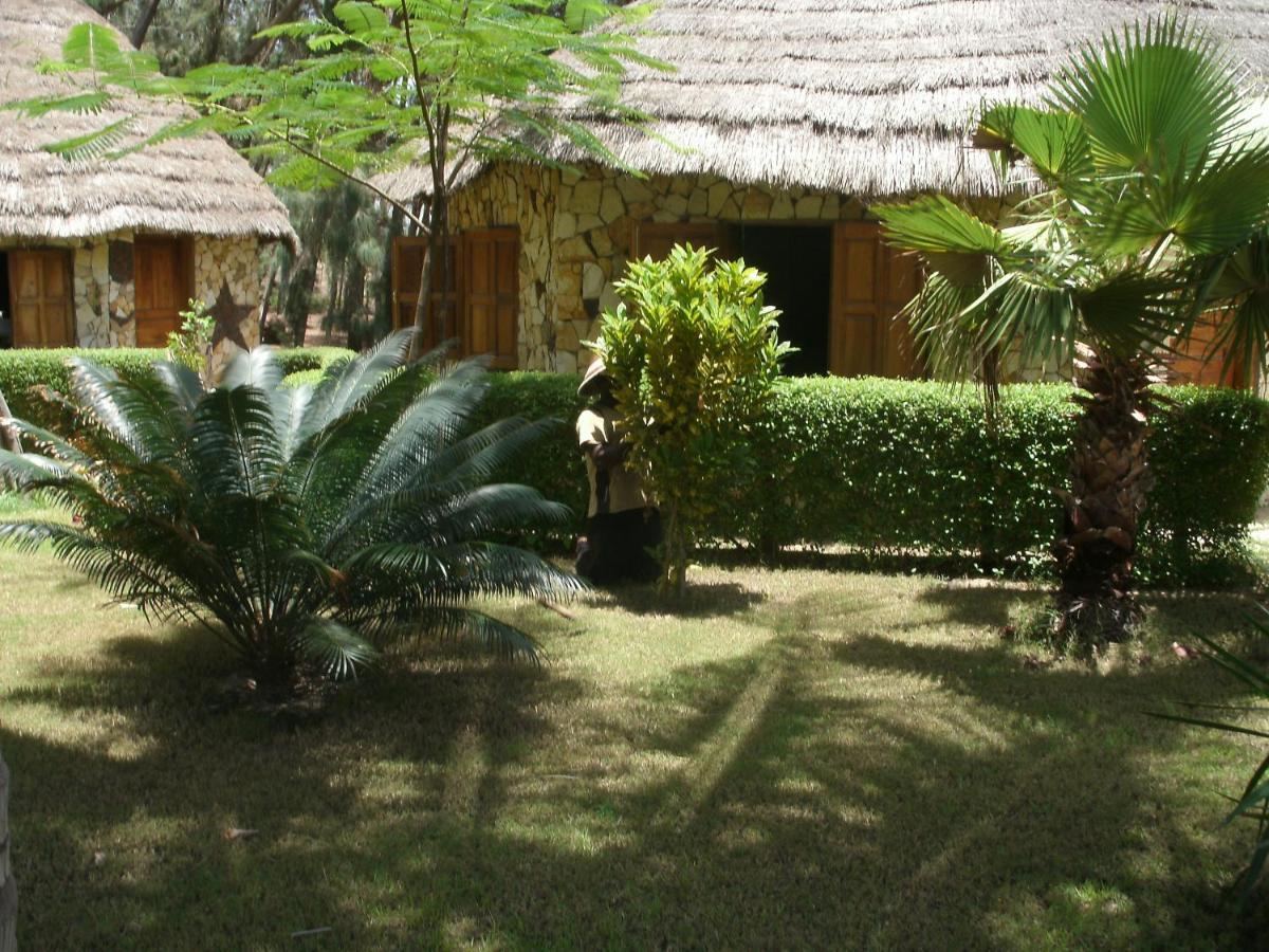 LompoulAfrica Roots住宿加早餐旅馆 外观 照片